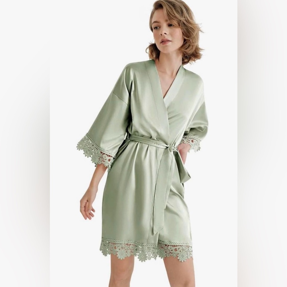 NWT Silk/ Lace Kimono
